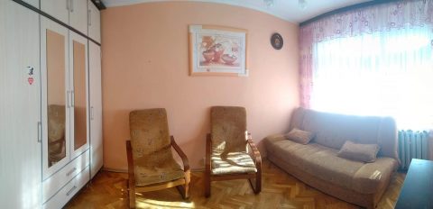 Сдам одну комнату в 3-х комнатной квартире.