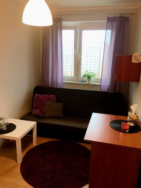 Сдам комнату 10м2 для одного .