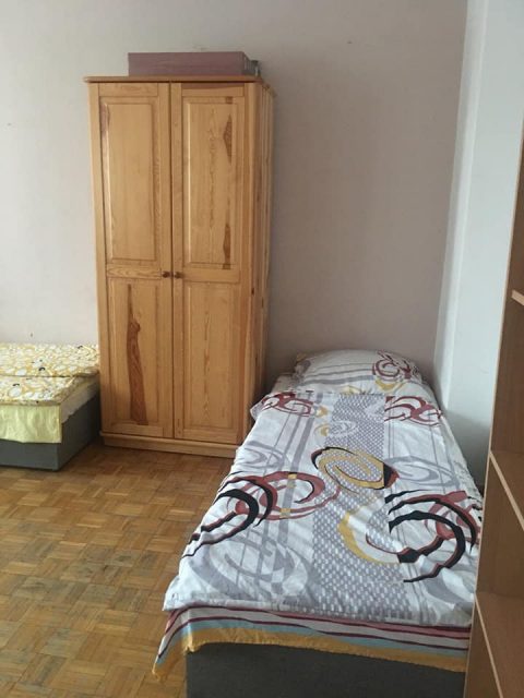 ВРОЦЛАВ. Сдается место в комнате, для МУЖЧИН.