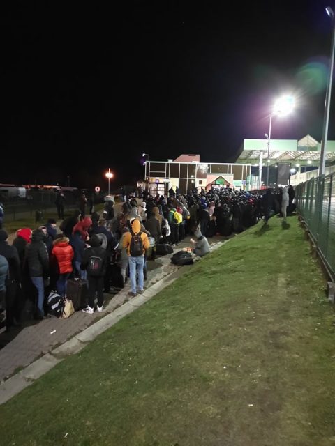 Що робити українцям, які не встигнуть повернутись з-за кордону до 17 березня – роз’яснення МЗС