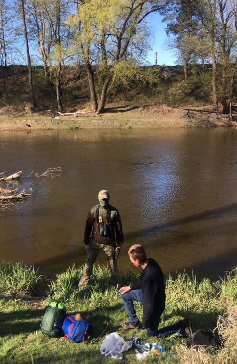 Француз вплав намагався потрапити з Польщі до України. Зупинили українські прикордонники після того, як польські колеги його відпустили