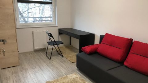 Здається 2 кімнати