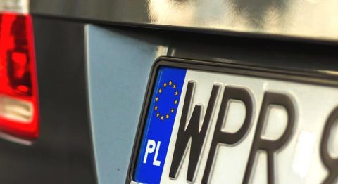 В Україну на авто із Польщі